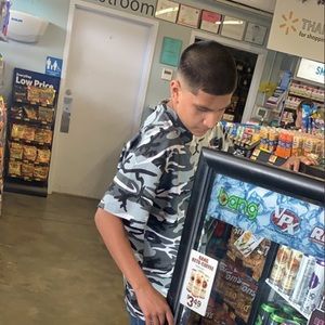 Meet your Posher, Gio